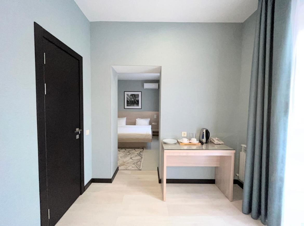 Resident Hotel Gogol Αλμάτι Εξωτερικό φωτογραφία