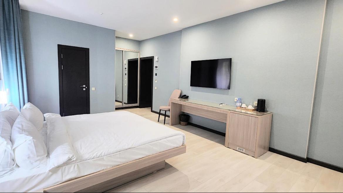 Resident Hotel Gogol Αλμάτι Εξωτερικό φωτογραφία