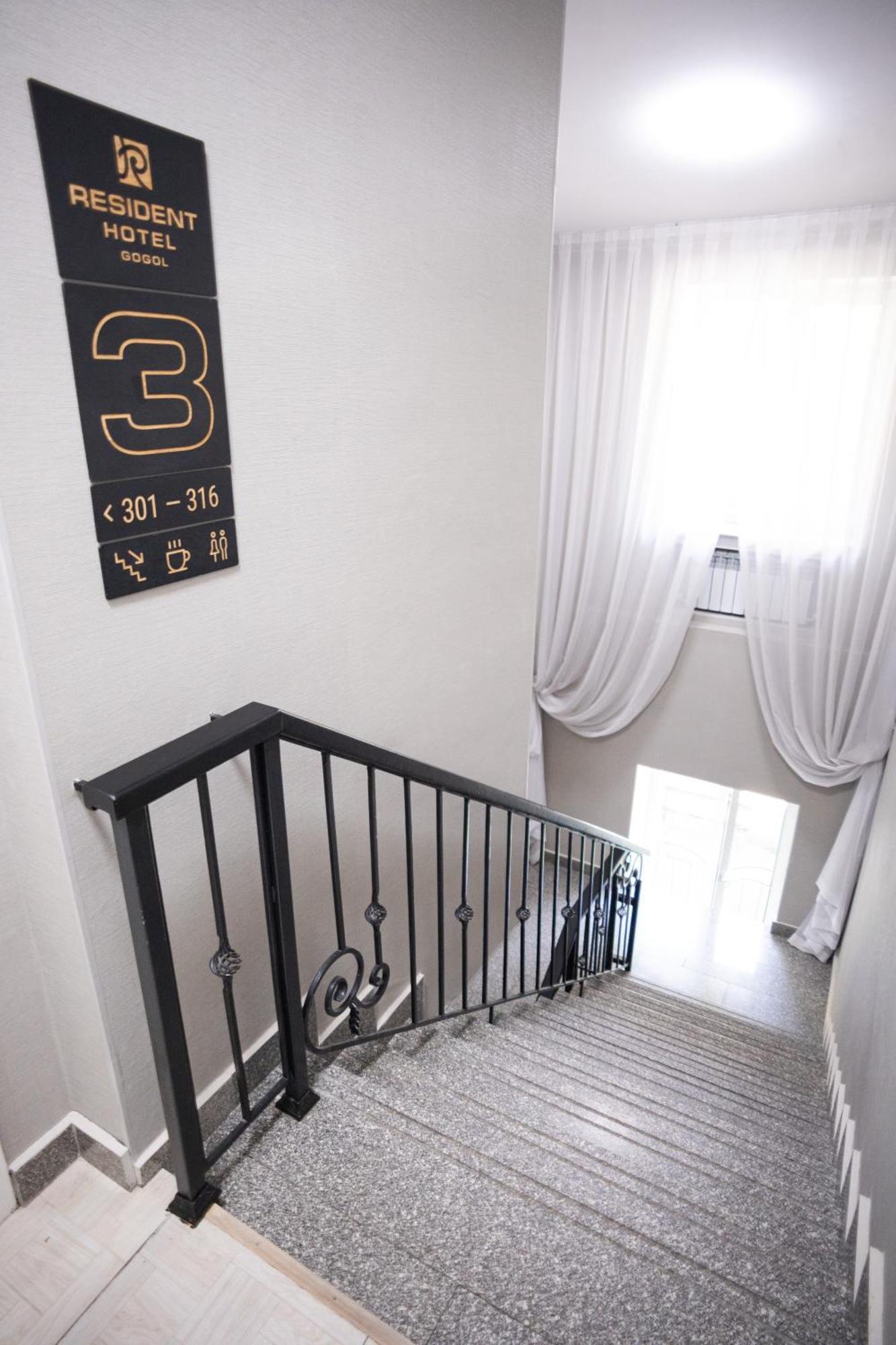 Resident Hotel Gogol Αλμάτι Εξωτερικό φωτογραφία