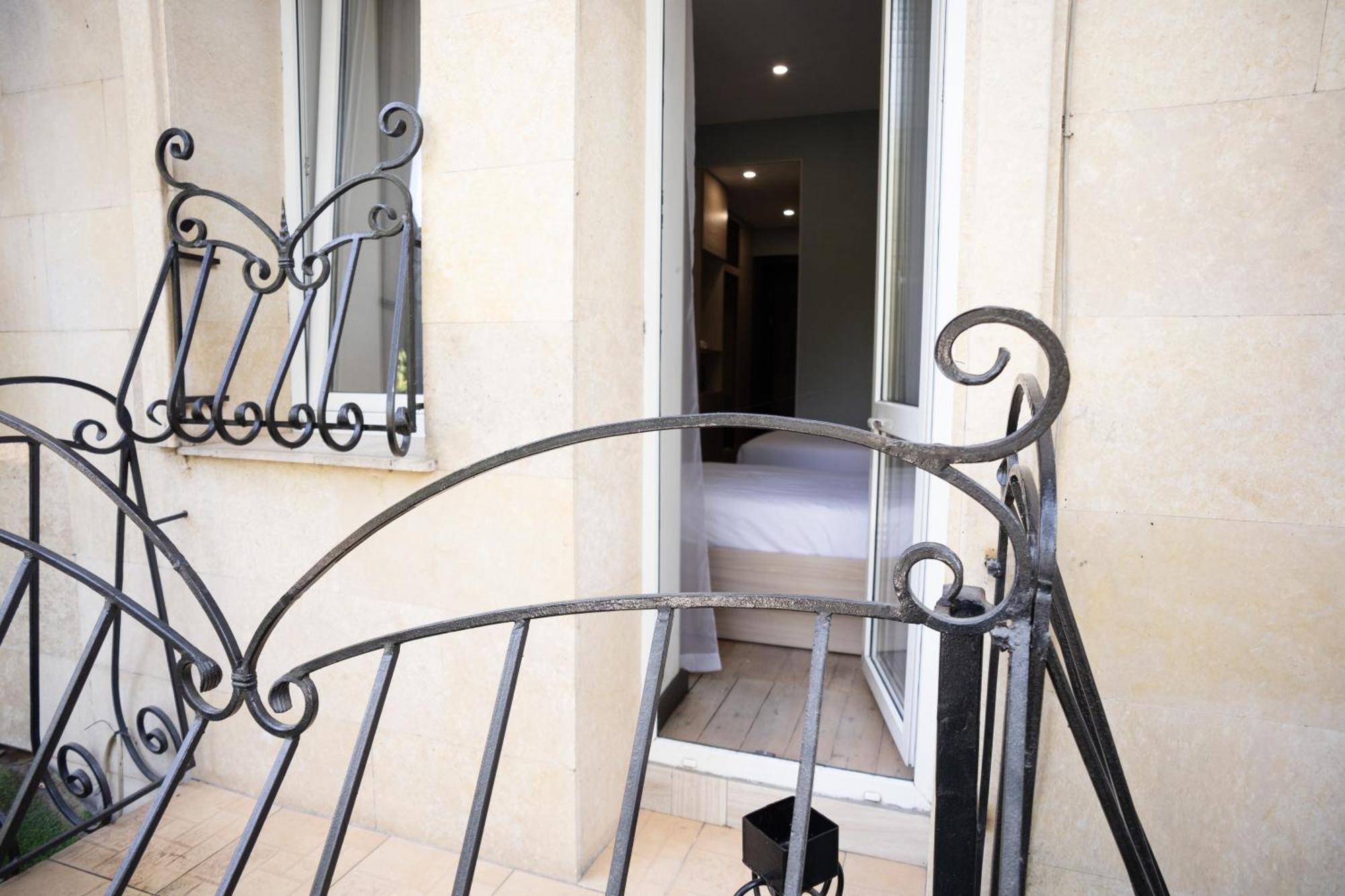 Resident Hotel Gogol Αλμάτι Εξωτερικό φωτογραφία