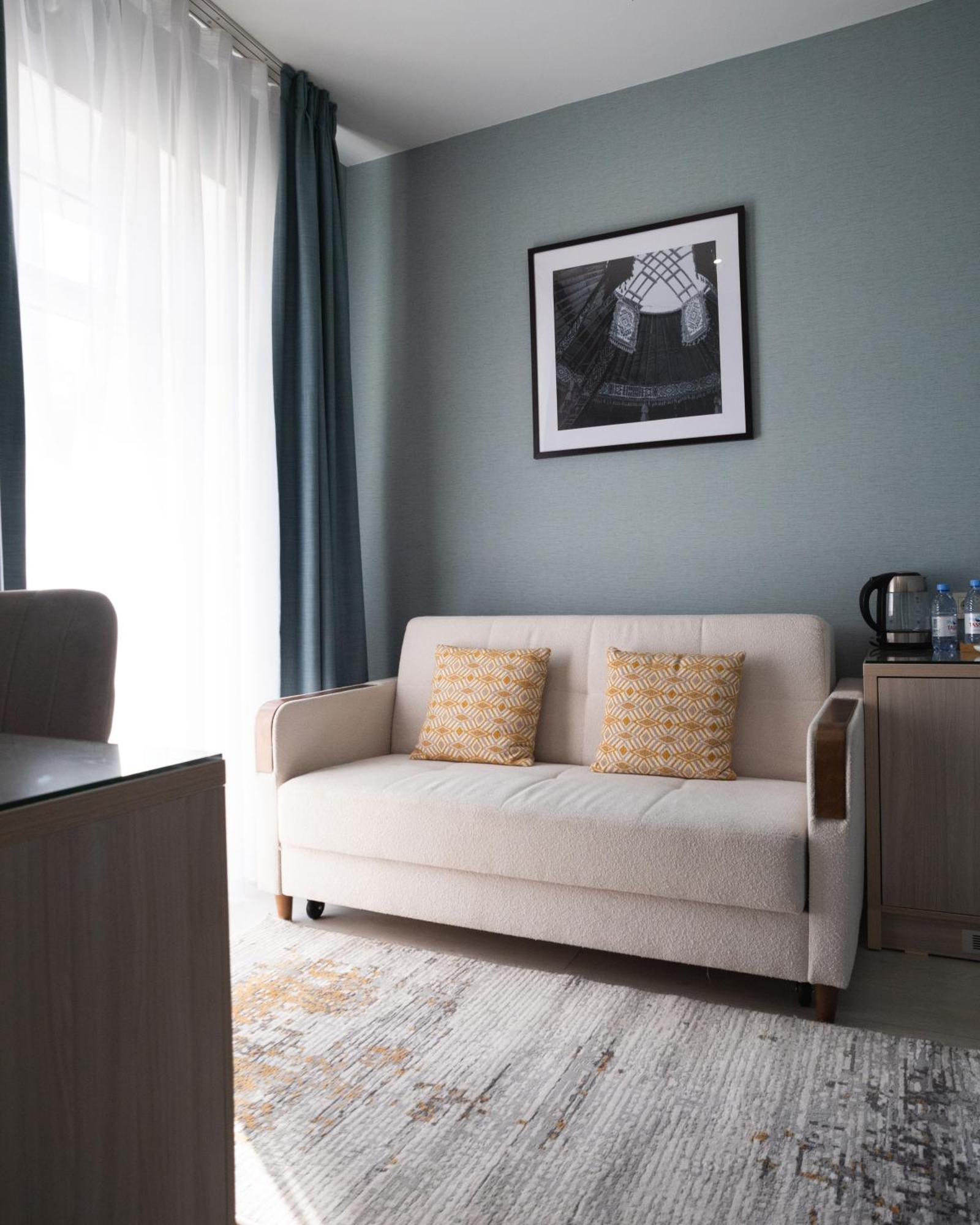 Resident Hotel Gogol Αλμάτι Εξωτερικό φωτογραφία