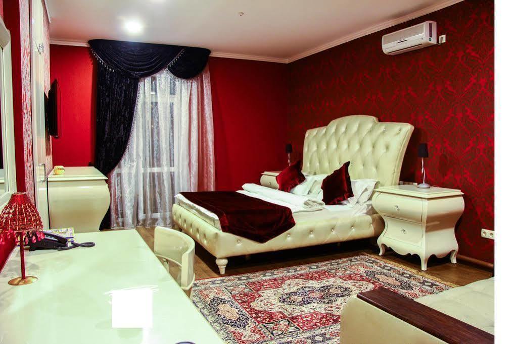 Resident Hotel Gogol Αλμάτι Εξωτερικό φωτογραφία